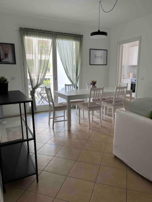 Appartement Luminoso Trilocale Affori Centro Milan